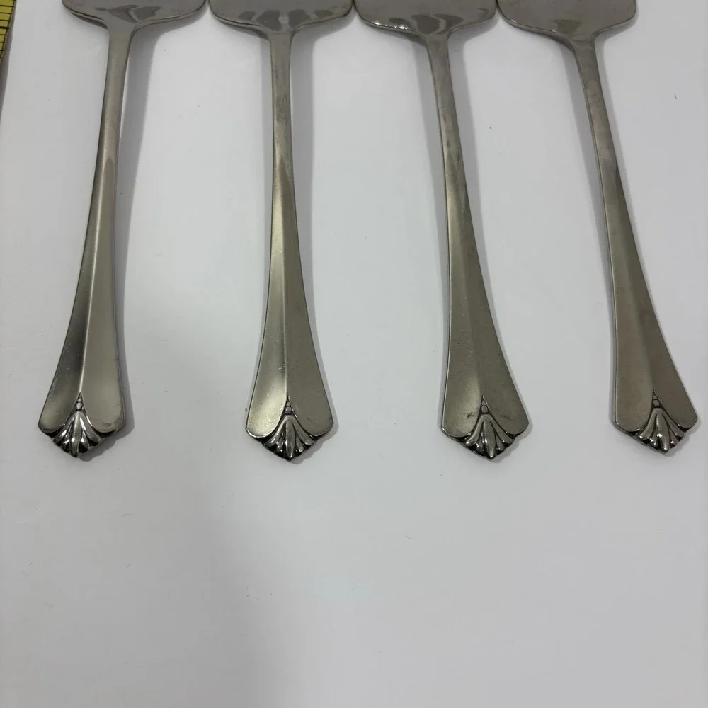 Oneida Westgate Royal Crest Set of 4 Cold Meat Fork USA Made
